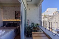 Estúdio em São Paulo - Studio c/ Varanda e Ar Condicionado-Santa Cecília