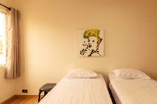 Apartamento em São Vicente - Cobertura Beira-Mar c/ 3 quartos na Praia Itararé