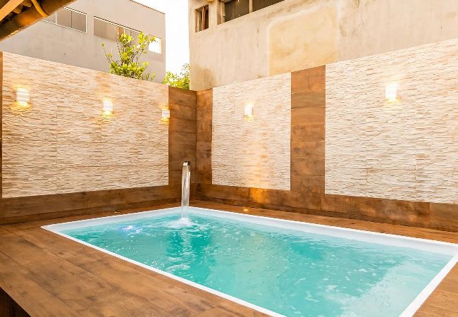 Casa em Ubatuba - Casa com Piscina e Churrasqueira no Rio escuro