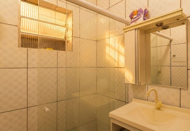 Casa em Belo Horizonte - Studio aconchegante com WiFi em Cidade Nova