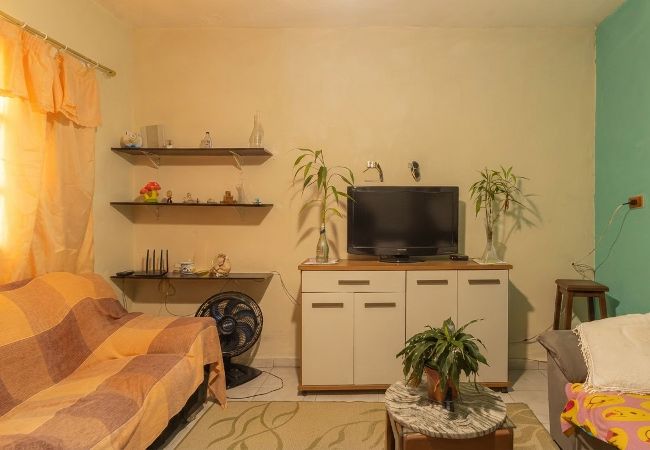 Casa em Ubatuba - Casa com Churrasqueira em Vila Beira Rio - Ubatuba