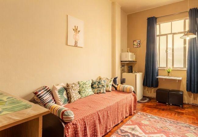 Apartamento em TEREZOPOLIS - Studio com Wi-fi no Centro de Teresópolis