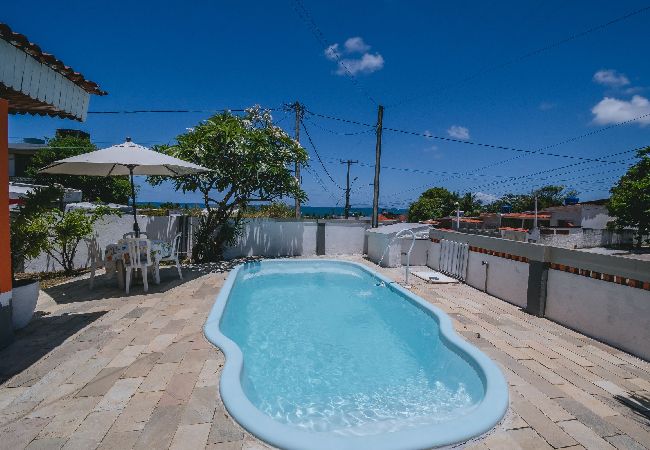 Casa em Cabo de Santo Agostinho - Casa com Piscina a 400m da Enseada dos Corais