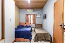 Casa em Maricá - Casa em Itaipuaçu com Piscina a 1 quadra da Praia