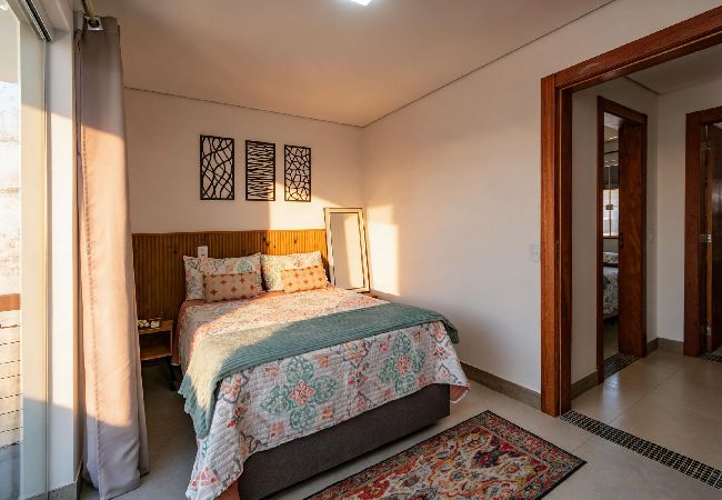 Casa em Balneário Camboriú - Casa c/ Churrasqueira e Wi-fi perto do Roodertown