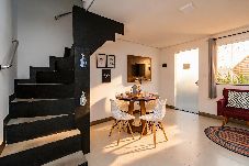 Casa em Balneário Camboriú - Casa c/ Churrasqueira e Wi-fi perto do Roodertown