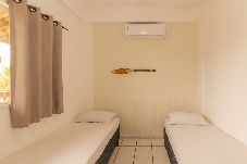 Apartamento em Ubatuba - Apto Beira-Mar com Vaga e Vista na Praia Grande