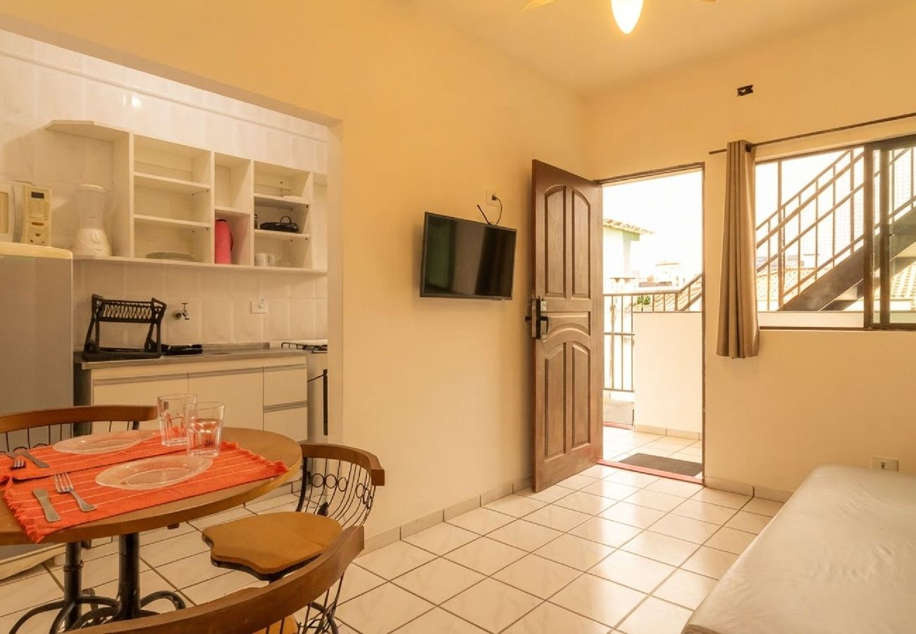 Apartamento em Ubatuba - Apto Pet Friendly Beira-Mar c/ Vaga - Praia Grande