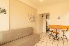 Apartamento em Ubatuba - Apto Pet Friendly Beira-Mar c/ Vaga - Praia Grande
