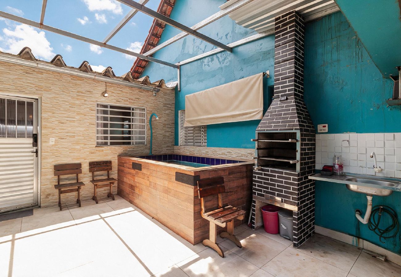 Casa em Guarulhos - Casa com Piscina Privativa no Centro de Guarulhos