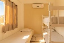 Apartamento em Ubatuba - Apto c/ Varanda Vista Mar e Garagem - Praia Grande