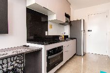 Estúdio em São Paulo - Studio na Vila Olímpia com Piscina e Academia