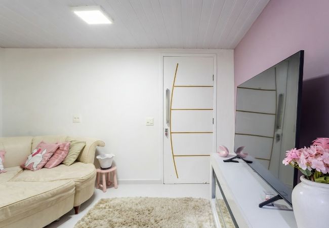 Apartamento em RIO DE JANEIRO  - Casa com 2 quartos e Ar perto da PUC Rio na Gávea
