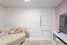 Apartamento em Rio de Janeiro - Casa com 2 quartos e Ar perto da PUC Rio na Gávea